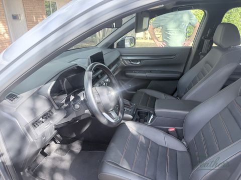 Honda CR-V interior from the passenger side after cleaning